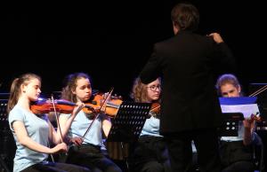 KONCERT ORKESTROV GLASBENE ŠOLE 15 FOTO LJUBO VUKELIČ